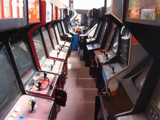 arcade games cbinets