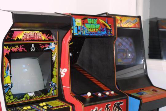 arcade bomb shooting games